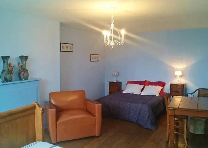 Le Andre Dhotel 2* Charbogne